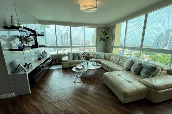 Apartment for sale in Obarrio, Panama City | Panama Realtor